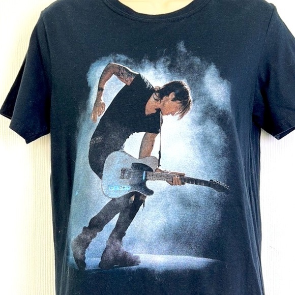 Gildan - Keith Urban Graffiti U World Tour 2018 Graphic T Size Small - Picture 3 of 11